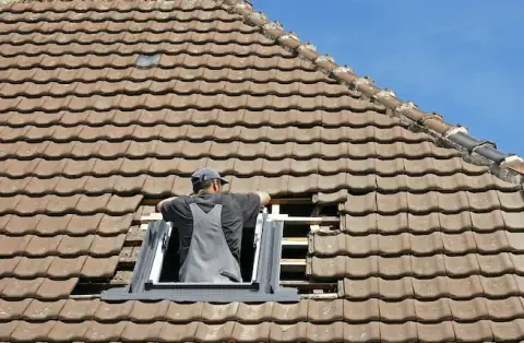 Pose de velux - Courcemont